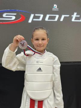 Ula Požar in njena srebrna kolajna v borbah